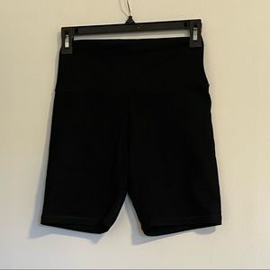 Aerie Offline High Waisted 8 Inch Bike Shorts in Black
